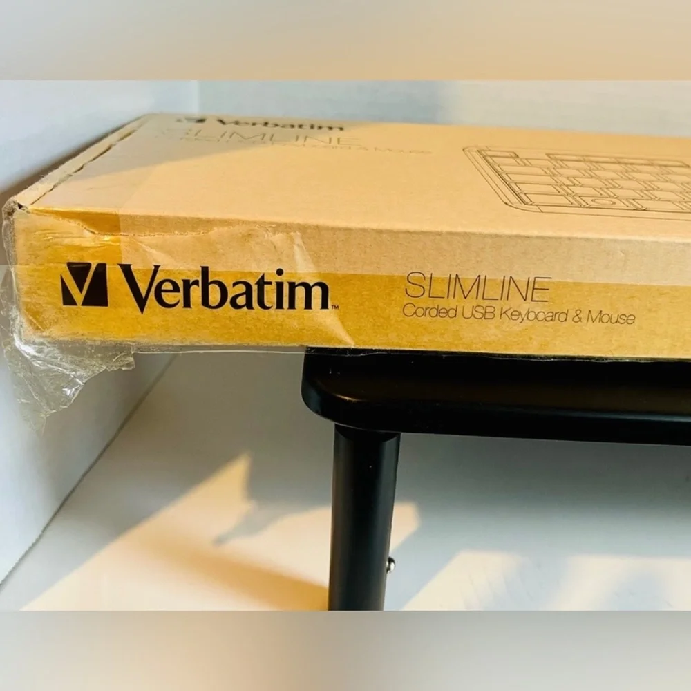 (NIB) VERBATIM SLIMLINE CORDED USB COMPUTER KEYBOARD/MOUSE (MODEL 70249)